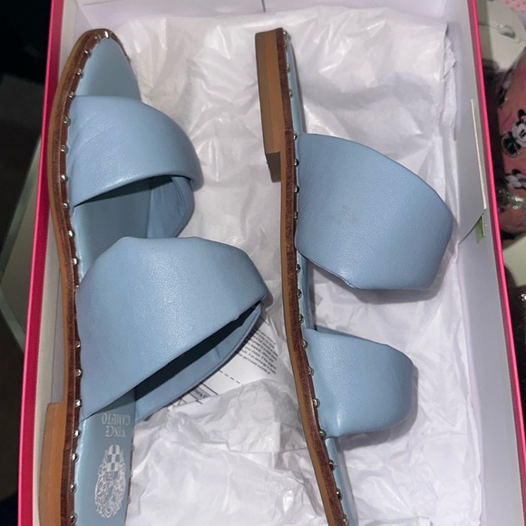 Vince Camuto light blue flats - Picture 6 of 7